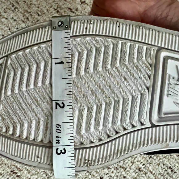 Ladies NIKE ankle high top suede sneakers Size 8 - Picture 10 of 11